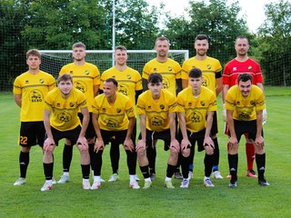 Futbalisti ŠK Podlužany sú vďaka vynikajúcej jari strieborní.