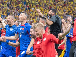 Slovenskí futbalisti sa tešia po postupe do osemfinále na EURO 2024.