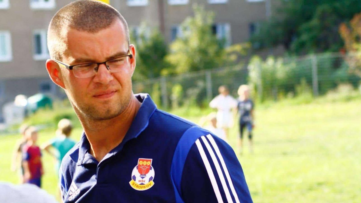Dominik Teraz.