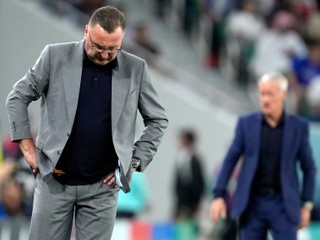 Tréner Poľska Czeslaw Michniewicz.