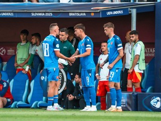 Momentka zo zápasu Slovensko - Španielsko v skupine A na EURO U21 2025 (ME vo futbale do 21 rokov 2025).
