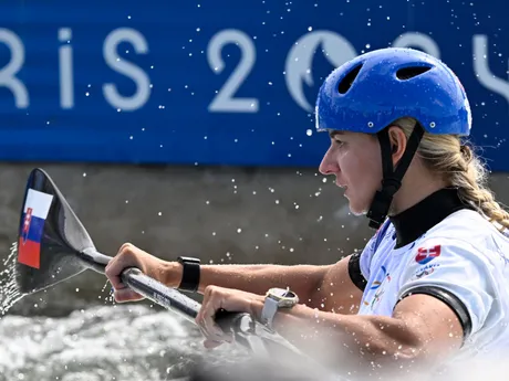 Eliška Mintálová v semifinále K1 na OH 2024 v Paríži.