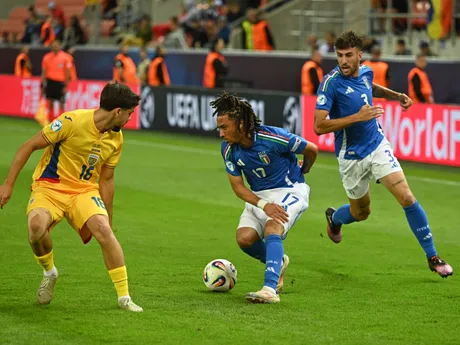 Fotka zo zápasu Taliansko - Rumunska na šampionáte EURO U21 2025.