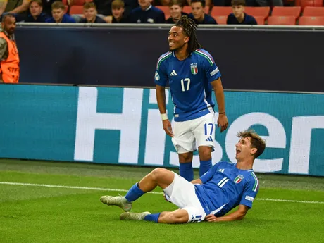 Fotka zo zápasu Taliansko - Rumunska na šampionáte EURO U21 2025.