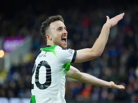 Diogo Jota sa teší po strelenom góle v zápase Burnley FC - Liverpool FC v Premier League v decembri 2023.